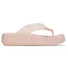 Image de Tongs CROCS Getaway Platform pour femme - Rose - CROCS - Basse - Adulte - Plat - Synthétique