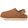 Image de Sandale UGG GOLDENSTAR CLOG - Femme - Marron - Tige en daim - Talon compensé - Sangle de talon réglable