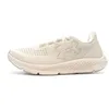 Image de Chaussures de Running Blanches Femme Under Armour Charged Pursuit