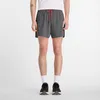 Image de New Balance RC Ultra Light Shorts 5" pour Homme   Short de course léger et respirant en Gris pour performance optimale et confort.
