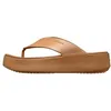 Image de Sandales à Enfiler Crocs Getaway Platform Flip - Marron