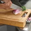 Image de Planche à découper pro en bambou 49 x 35 cm avec 2 bols inox et rigole récupératrice