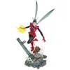 Image de Statuette - DIAMOND SELECT - Marvel Comic Gallery - Wasp - 33 cm