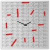 Image de dESIGNoBJECT horloge murale CROSSWORD (Blanc - Tôle coupée au laser)