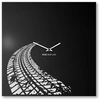 Image de dESIGNoBJECT horloge murale RIDE AND LIVE (Noir / Blanc - Tôle coupée au laser)