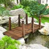 Image de GOPLUS Pont de Jardin en Bois de PinPont de Pièce d’EauAncien Pont de PaysagePont Décoratif pour Piscine Extérieure150x67x55CM