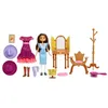 Image de Coffret Chambre de Lucky et accessoires - MATTEL - SPIRIT - Poupée 18cm - Robe chapeaux châle et bottes