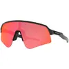 Image de Lunettes Oakley Sutro Lite Sweep Matte Carbon avec verres Prizm Trail Torch