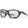 Image de Lunettes Oakley Plazma Matte Carbon avec verres Clear to Black Iridium Photochromic