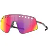 Image de Lunettes Oakley Sutro TI Sweep Gunmetal Mat avec lentille Prizm Road
