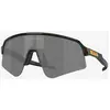 Image de Lunettes Oakley Sutro Lite Sweep Patrick Mahomes II Collection Dark Galaxy avec verre Prizm Black