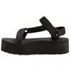 Image de Sandale à scratch Teva W Platform Universal - Noir