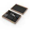 Image de Coffret de 16 couverts de table Perpétue - Opinel