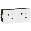 Image de Prise de courant - LEGRAND - 077142L - 2P+T - Blanc - 4 modules - Raccordement latéral