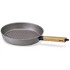 Image de Poêle Gril Beka Nomad 28 Cm Acier Carbone Manche Bois De Cèdre