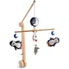 Image de Mobile Musical En Bois Avec Jouets Pingouin
