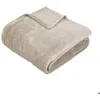 Image de Plaid Ollis en flanelle beige 130x180cm - Atmosphera Créateur dintérieur