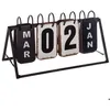 Image de Calendrier vintage l.27cm métal