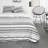 Image de Parure de lit en coton réversible - Sunshine - l 220 x L 240 - Imprimé graphique - Blanc et gris