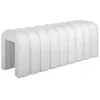 Image de Banc. bout de lit blanc contemporain en tissu