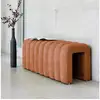 Image de Banc. Bout de lit blanc contemporain en tissu orange