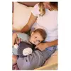 Image de Peluche veilleuse gaby activée par pleurs avec 6 sons apaisants blanc bruit battement de coeur MOR3770040227107