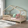 Image de Lit cabane RENA lit simple montessori pour enfant 90 x 200 cm avec barrières de protection en pin massif à la finition naturelle