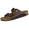 Image de Sandales Birkenstock Arizona WB en cuir nubuck huilé pour hommes et femmes - Marron - Fabriqué en Allemagne