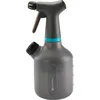 Image de Pulvérisateur à gâchette GARDENA 1L - Forme ergonomique - Indicateur de niveau intégré - Utilisation 360°
