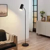 Image de Lindby lampadaire pour salon et salle à manger Karoli en métal noir