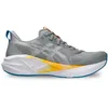 Image de Chaussures de course Asics Novablast 5 - Gris - Homme - 1011B974-020