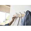 Image de Cintre Mural En Bois Avec Crochets Coulissants En Aluminium