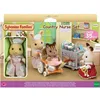 Image de Figurines miniatures - SYLVANIAN FAMILIES - Linfirmière et accessoires pour soigner et nourrir les patients