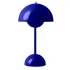 Image de FLOWERPOT VP9-Lampe à poser sans fil avec variateur tactile H29.5cm Bleu Cobalt & Tradition - designé par Verner Panton