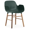 Image de NORMANN COPENHAGEN fauteuil FORM ARMCHAIR avec piètement en noyer (Vert - Polypropylène et noyer)