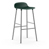 Image de NORMANN COPENHAGEN tabouret FORM BARSTOOL H 75 cm avec piètement en chrome (Vert - Polipropilene e acciaio cromato)