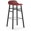 Image de NORMANN COPENHAGEN tabouret FORM BARSTOOL H 75 cm avec piètement en bois noir (Rouge - Polipropilene e legno nero)