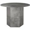 Image de GUBI table basse EPIC COFFEE TABLE Ø 60 cm (Misty Gray Steel - Acier)