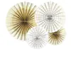 Image de 4 Rosaces décoratives en papier blanches et dorées 23 32 40 cm