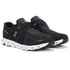 Image de Baskets On Running Cloud 5 Noir / Blanc Hommes - EU 44.5 - Chaussures de course