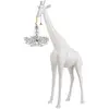 Image de QEEBOO lampadaire d'extérieur GIRAFFE IN LOVE M OUTDOOR (Blanc - Polyéthylène)