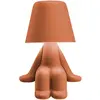 Image de QEEBOO lampe de table SWEET BROTHERS SAM (Terre cuite - Polycarbonate peint doux au toucher)