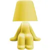 Image de QEEBOO lampe de table SWEET BROTHERS SAM (Jaune - Polycarbonate peint doux au toucher)