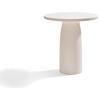 Image de QEEBOO table pour l'intérieur et l'extérieur TOTO avec plateau en verre Ø 70 cm (Warm white - Polyéthylène et verre)