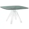 Image de KARTELL table SIR GIO avec plateau carré (Fumé / Transparent - Base en technoploymère et plateau en cristal stratifié)