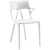 Image de KARTELL set de 2 chaises avec accoudoirs AI - THE FIRST CHAIR CREATED BY A.I. (Blanc - Polymère thermoplastique recyclé à 100%)