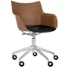 Image de KARTELL chaise avec accoudoirs à roulettes Q/WOOD (Foncsi noir et piment chromScuro, seduta nera e base nera - bois palqué, polymère renforcé thermoplastique et acier)