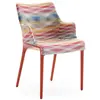 Image de KARTELL chaise avec accoudoirs ELEGANZA NIA tissu MISSONI (Base rouge, tissu Color White - Technopolymère thermoplastique recyclé et tissu recyclé)