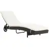 Image de Chaise Longue Avec Roues Et Coussin Résine Tressée Marron Vidaxl