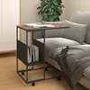 Image de vidaXL Table dappoint avec roues Noir 55x36x635 cm Bois dingénierie 343108
